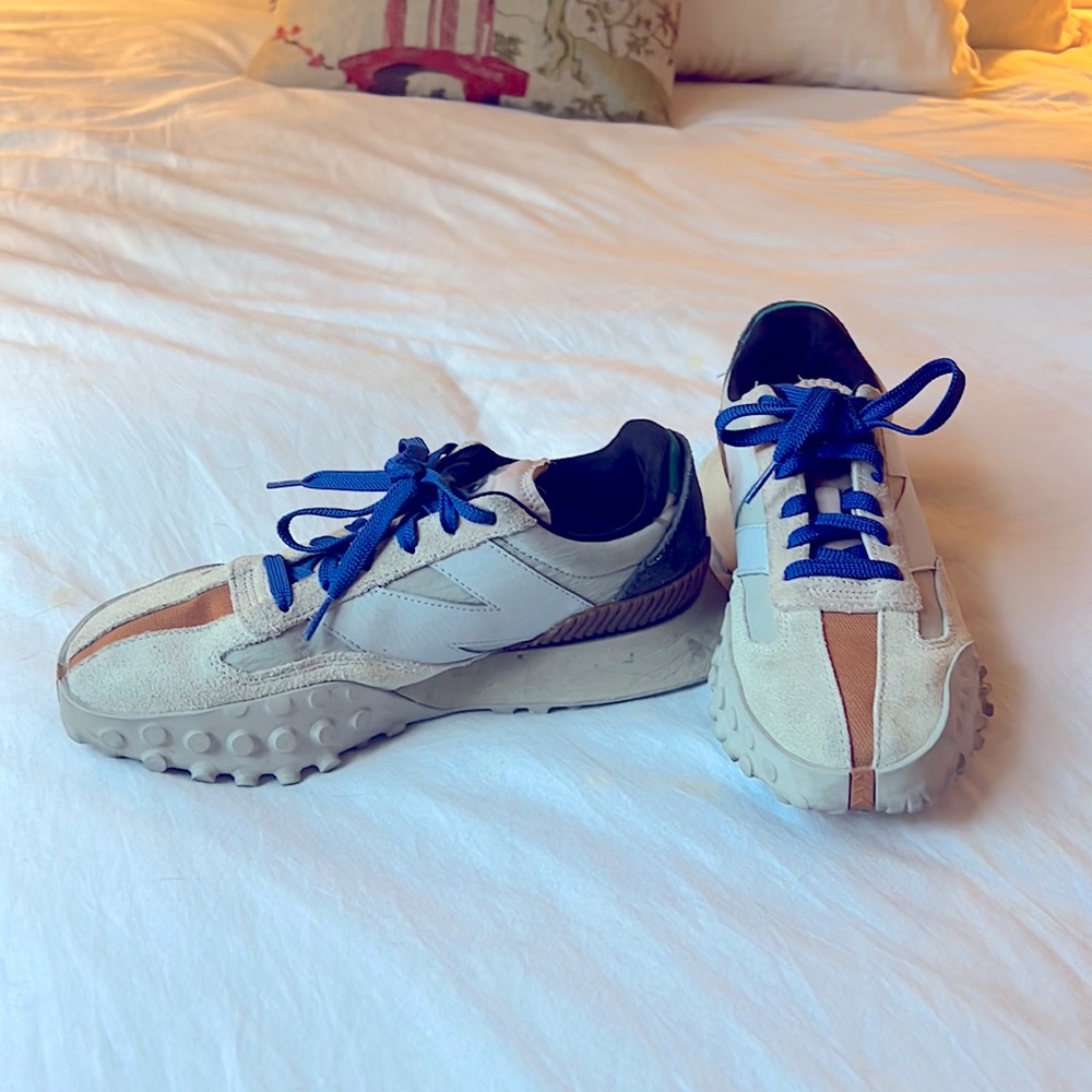 Barely worn New Balance XC 72